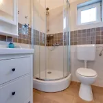 Ferienhaus Eine Luxurioese Maslina Mit Pool Und Grill By Interhome Garica