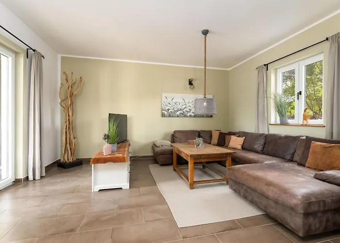 Eine Luxurioese Maslina Mit Pool Und Grill By Interhome Hébergement de vacances *