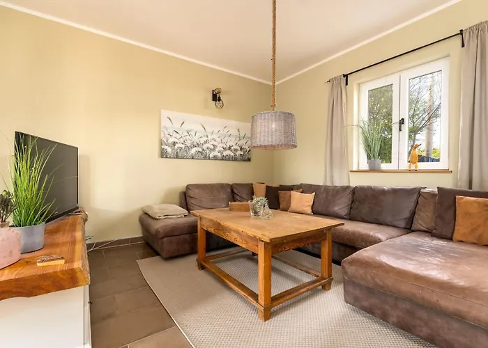 Eine Luxurioese Maslina Mit Pool Und Grill By Interhome Casa de Férias *