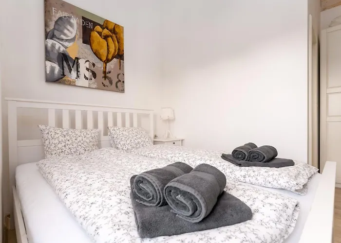 Hébergement de vacances Eine Luxurioese Maslina Mit Pool Und Grill By Interhome Garica