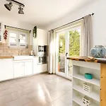 Eine Luxurioese Maslina Mit Pool Und Grill By Interhome * Garica