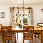 Eine Luxurioese Maslina Mit Pool Und Grill By Interhome * Garica