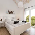 Hébergement de vacances Eine Luxurioese Maslina Mit Pool Und Grill By Interhome *